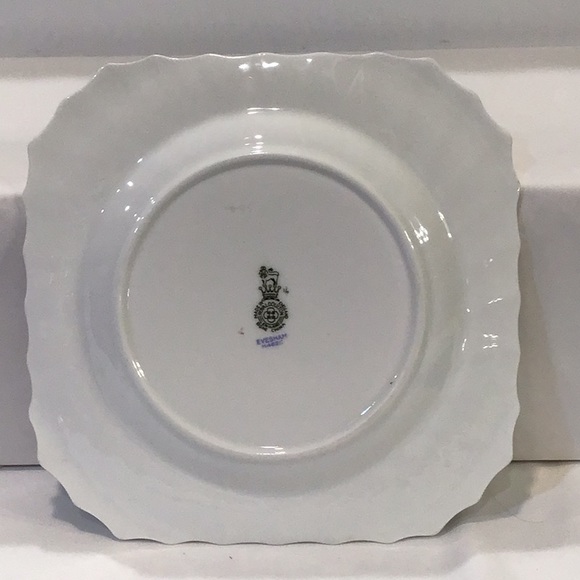 Royal Doulton “Evesham” pattern square fluted edge plate - Picture 2 of 5